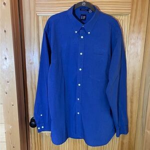 GAP Men's Deep Blue Casual Button Down Shirt